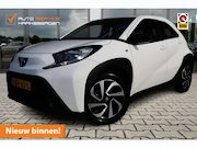 Toyota Aygo X - 1.0 VVT-i S-CVT Play | Camera | 17 Inch | All Season |