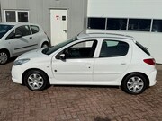 Peugeot 206 - 1.4 Urban Move
