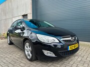 Opel Astra - 1.4i Turbo Edition CLIMA NAVI PDC NAP