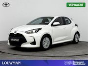 Toyota Yaris - 1.5 Hybrid 115 Active | Navigatie | Stoelverwarming | Parkee
