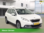 Peugeot 2008 - 1.2 NAP 5DRS AIRCO TREKHAAK 1E EIGENAAR NAVI SCHERM