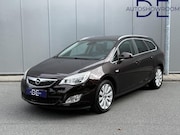 Opel Astra - 1.4 Turbo Cosmo | Trekhaak | Clima