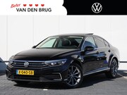 Volkswagen Passat - 1.4 TSI GTE Business 218PK DSG | LED Matrix | Panoramadak | 