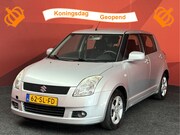 Suzuki Swift - 1.3 Exclusive | Airco | Radio CD | 5 Drs | APK 04-08-2026 |