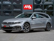Volkswagen Passat - Variant 1.4 TSI PHEV GTE Business Pano|Trekhaak|Camera|ACC|S