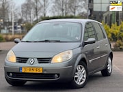 Renault Scénic - 2.0 | APK 25-02-2027 | Panoramadak | Parkeersensoren | Trekh