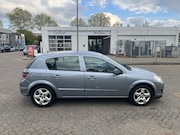 Opel Astra - 1.6 Business