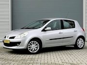 Renault Clio - 1.2 TCE Special Rip Curl | Airco | Cruise | Lm velgen | NL a