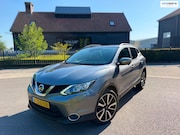 Nissan Qashqai - 1.2 Premier Edition PANORAMADAK LEER 360"CAMERA NAVIGATIE