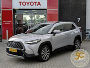 Toyota Corolla Cross - 2.0 HYBRID 200 DYNAMIC 4-SEIZOENSBANDEN STOEL- & STUURVERWAR