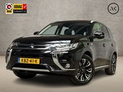 Mitsubishi Outlander - 2.0 PHEV Deluxe 204Pk Automaat (SCHUIFDAK, NAVIGATIE, LEDER,