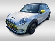 MINI Mini Electric - Basic 33 kWh / SoH 93, 3% / CarPlay / 17'' / Virtual Cockpit