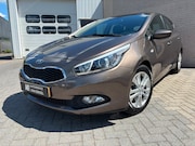 Kia Ceed - Cee'd 1.4 CVVT AIRCO/4 SEIZOENEN BAND/PARROT.