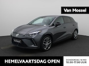 MG MG4 Electric - 64 kWh Luxury | Apple Carplay/Android Auto | Navigatie | Par