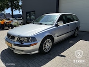 Volvo V40 - 2.0 Europa / LANGE APK / STOELVERWARMING / AIRCO