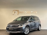 Volkswagen Touran - 1.5 TSI Highline Business 7p Trekhaak|Camera