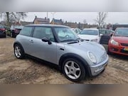 MINI Cooper - Mini 1.6 Chili€1399,- afgeleverd met nwe apk