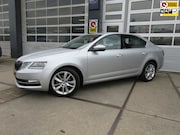Skoda Octavia - 1.0 TSI Greentech Style Business / Carplay / Camera