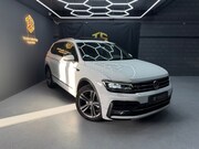 Volkswagen Tiguan All-Space - 1.4 TSI Highline Business R Pano-ACC-KEYLESS-TREKHAAK