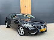 Volvo V40 - 2.0 D4 190PK Business (bj 2014) CLIMA/NAVI/PARKS/APK:07-2027