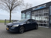 Volvo V40 - 1.5 T2 Kinetic Cruise Navigatie Xenon Trekhaak Dealeronderho