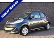 Peugeot 107 - 1.0-12V XR, keurig onderhouden, en nieuwe koppling