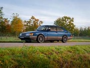 Saab 900