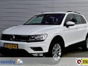 Volkswagen Tiguan - 1.4 TSI ACT COMFORTLINE BUSSINESS / AUTOMAAT / 17 VELGEN /