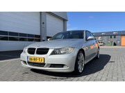 BMW 3-serie - 320i Dynamic Exec.