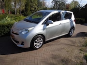 Toyota Verso S - 1.3 VVT-i 99pk CVT Aspiration, rijklaarprijs met 12 maanden