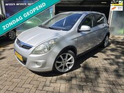 Hyundai i20 - 1.2i DynamicVersion | 12MND GARANTIE | AIRCO | ELEC RAMEN | 
