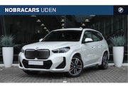 BMW iX1 - eDrive20 High Executive M Sport / Sportstoelen / Adaptieve L