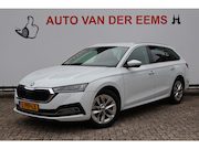 Skoda Octavia - Combi 111PK TSI Style NL-Auto / Clima / Comf.pakket / Stuurv