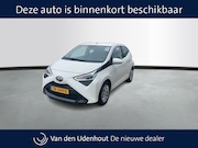 Toyota Aygo - 1.0 VVT-i x-play / Apple Carplay / Camera