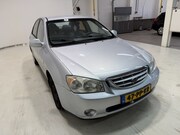 Kia Cerato - 1.6-16V LX