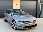 Volkswagen Passat - Variant 1.4 TSI GTE Highline (bj 2015) PANO|360CAM|LED|NAV|