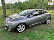 Renault Mégane - Coupé 1.6 Dynamique Coupe APK t/m 02-10-2027