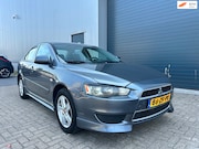 Mitsubishi Lancer - Sports Sedan 1.5i Invite AIRCO