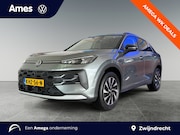 Volkswagen T-Roc - 1.5 eTsi Life First Edition 116PK DSG | Trekhaak | Stuurverw