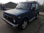 Lada Niva - 1.7i 4x4 *NL-AUTO*VERSN.BAK LAGER HOORBAAR