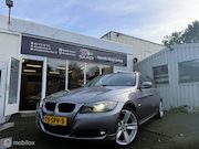 BMW 3-serie - Touring 318i LET OP: oliedrukprobleem