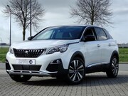 Peugeot 3008 - 1.2 PureTech Allure | Automaat | Trekhaak | Camera | Leder |