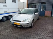 Ford Focus - 1.6-16V Ghia