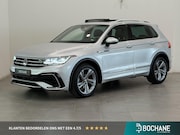 Volkswagen Tiguan - 1.5 TSI R-Line | Panoramdak | Trekhaak | Dodehoek Detectie |