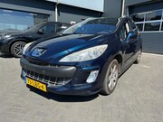 Peugeot 308 - 1.6 VTi met trekhaak, PDC, cruise control, navigatie, APK 03