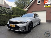 BMW 3-serie - BMW 320i M Sport Edition|Pano |Adapt |H&K |Trek BMW 3-serie