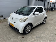 Toyota iQ - 1.0 VVTi Comfort AIRCO BOEKJES