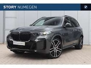 BMW X5 - xDrive50e M Sport Automaat / Trekhaak / Panoramada