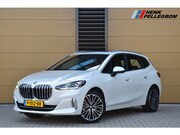 BMW 2-serie Active Tourer - 220i * Panoramadak * Sportstoel * Stoelmemory * Trekhaak