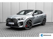 BMW iX2 - eDrive20 67 kWh M Sport Edition 204 PK | Trekhaak | Panorama